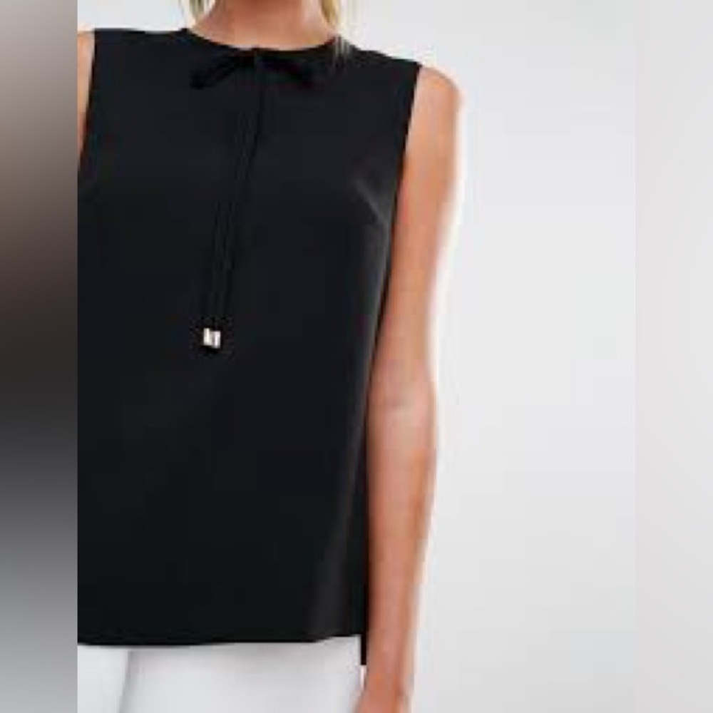 Ted Bak­er Na­talle Bow-De­tail Top